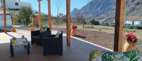 House | Terrace/patio