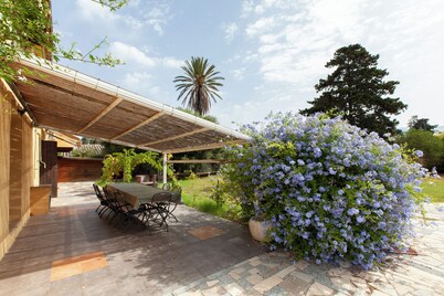 Five bedrooms & 4 bathrooms.A few steps from a white sandy beach, South Sardinia