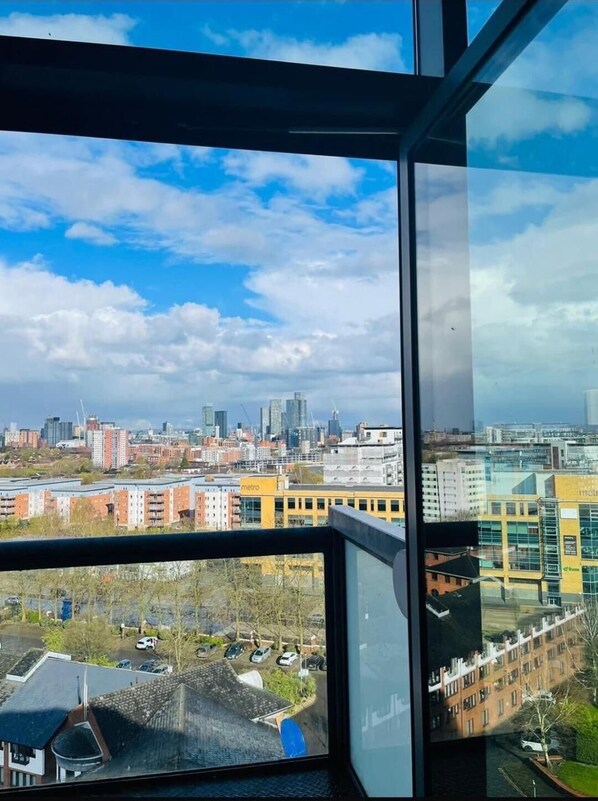 Apartment | Interior - Salford Serenity Apartment Near Clippers Quay (Salford)