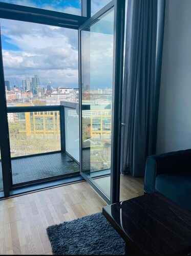 Salford Serenity Apartment Near Clippers Quay