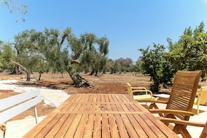 Familienvilla, Gartenblick | Terrasse/Patio