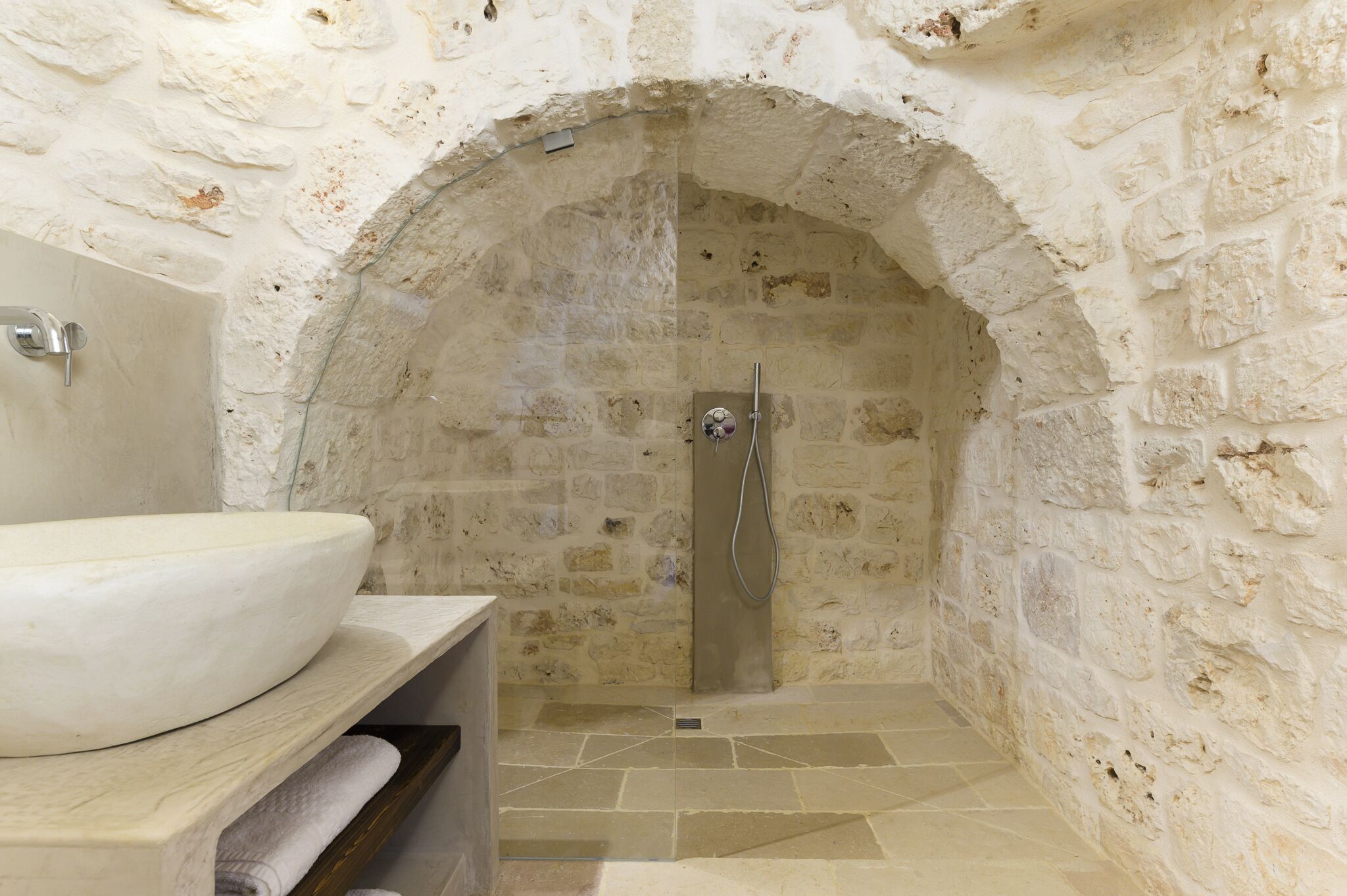 Familienvilla, Gartenblick | Badezimmer | Dusche, kostenlose Toilettenartikel, Haartrockner, Bidet