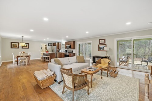 Charming 2-bedroom 2 bath house in Leiper's Fork