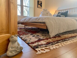 Studio | 3 bedrooms - Back House Twin Cabin Ii-hot Tub Fireplace Hiking Retreat (Jewett)