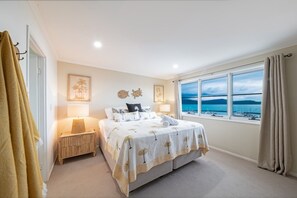 4 bedrooms, free WiFi, bed sheets