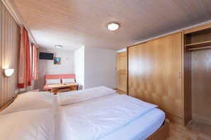 2 habitaciones, wifi y ropa de cama