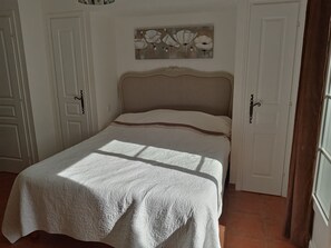 3 Schlafzimmer, Bügeleisen/Bügelbrett, WLAN, Bettwäsche