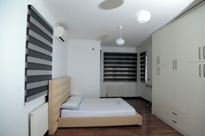 4 camere, ferro/asse da stiro, Wi-Fi, lenzuola