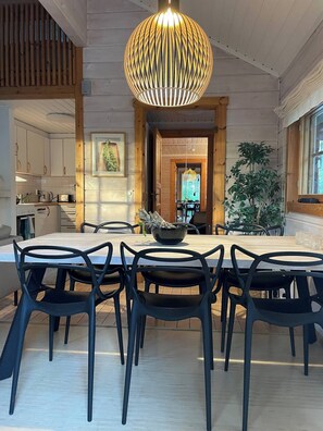 Dining - Casa Vierumäki (Päijät-Häme)