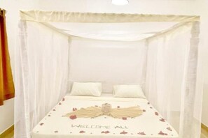 1 habitación y ropa de cama