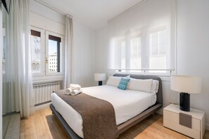 2 chambres, fer et planche Ă repasser, Wi-Fi gratuit, draps fournis