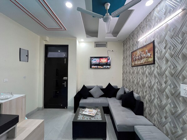 Coin salon dans le hall