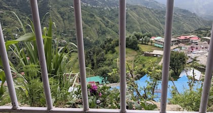 Charming 1-bedroom house in Deva Manal with WiFi access