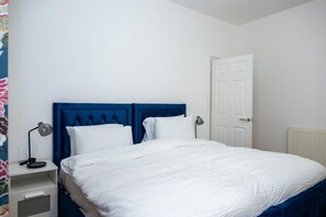 House | 3 bedrooms, iron/ironing board, free WiFi, bed sheets