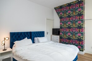 3 chambres, fer et planche à repasser, Wi-Fi gratuit, draps fournis