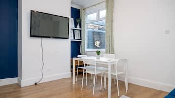 House | Dining