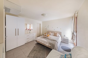 Basic Apartment