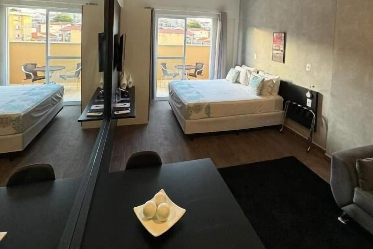 Kamar Double Eksklusif, pemandangan kota | Minibar, Wi-Fi gratis, dan seprai linen