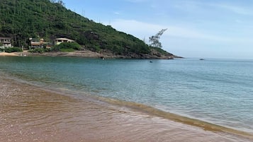 Na praia
