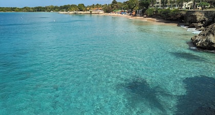 Cosy Studio on the Beach