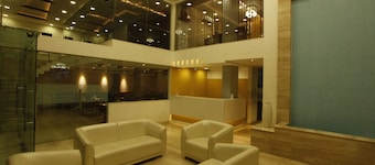 Hotel Crown Palace