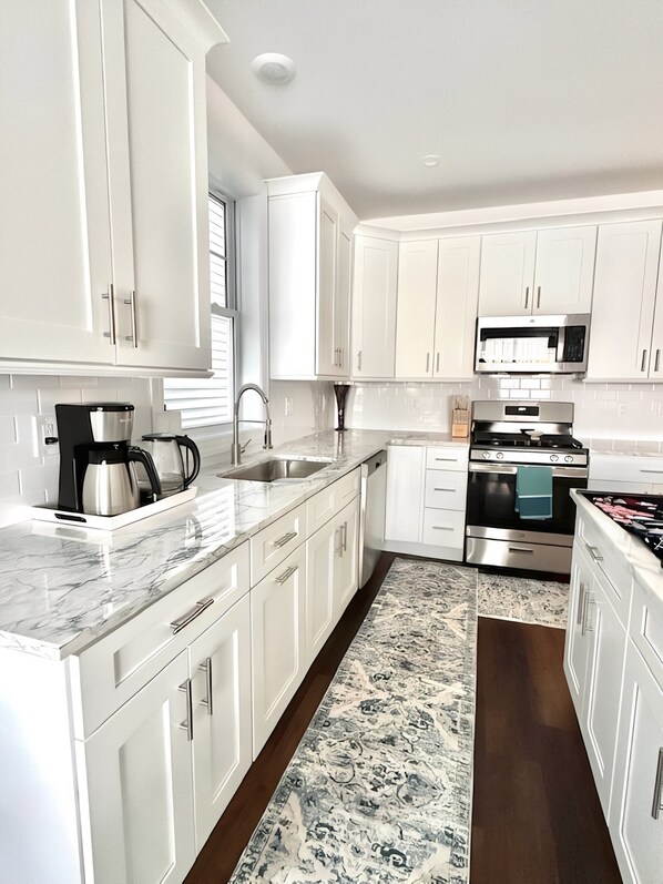 Microwave, oven, stovetop, dishwasher