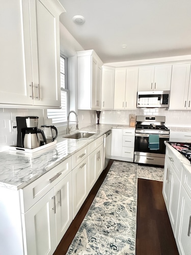 Brand New Spacious 5-bedroom house - Wi-Fi, AC, near the beach - Seaside Heights