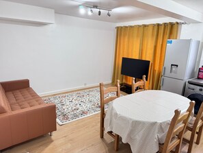 Interior - Cosy 4-Bedroom Entire Home - Sleeps 7, Oxford (Headington)