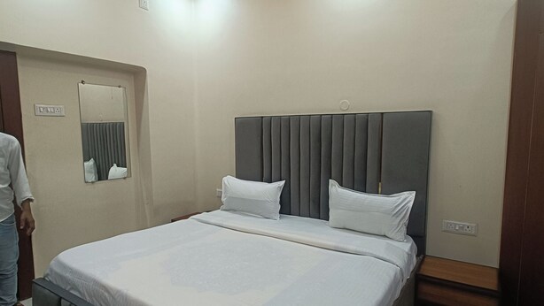 ห้องดีลักซ์ดับเบิล | โต๊ะทำงาน, พื้นที่ทำงานแบบใช้แล็ปท็อป, Wi-Fi ฟรี
