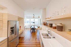 Fridge, microwave, oven, stovetop - The Gazette Condo 200 at ATB (Asheville)