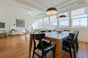 Dining - The Gazette Condo 200 at ATB (Asheville)
