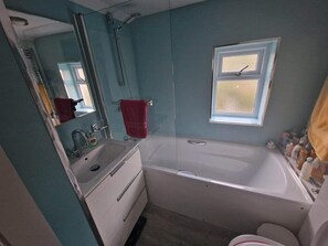 Towels, soap, toilet paper