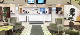 Blue Way Inn and Suites Lacrosse - 2 Queen Bed Non Smoking
