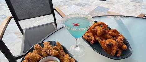 住宿內酒吧