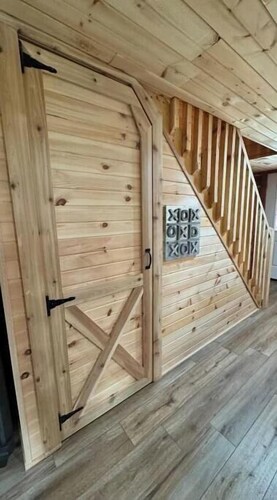 Cozy Cabin Escape w/Hot Tub, King Bed & Fire Pit