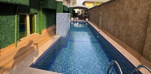 Pool - PRESKEN HOTEL ALADE (Lagos)