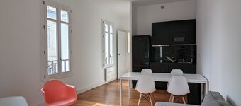 What if we slept in a lovely detached house in Bordeaux?