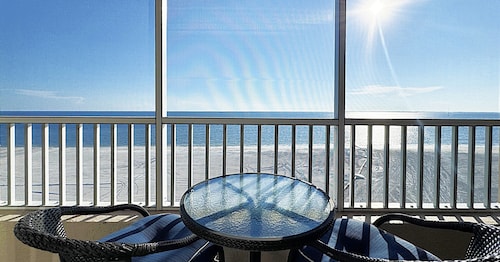 Casa Playa Beach Resort