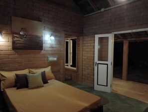 1 bedroom, WiFi - Eco Bricks House (Ahangama)