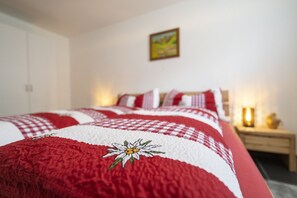 1 chambre, Wi-Fi gratuit, draps fournis
