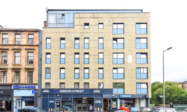 Front of property - Student Only Gibson Street (Glasgow)