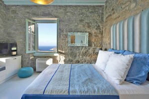 4 chambres, fer et planche à repasser, lit parapluie, Wi-Fi gratuit