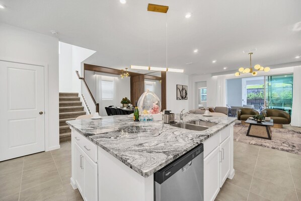 Interior - Beautiful 7 Bed Family Pool Home with Spa-9190SC (Kissimmee)