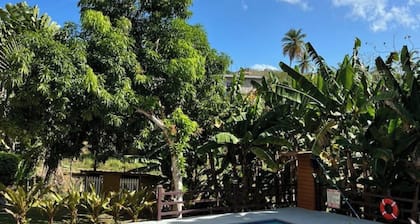 Tropical Apartments Tobago: Bluebell Apt