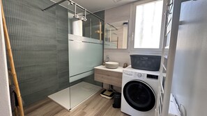 Dusche, Haartrockner
