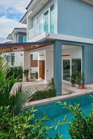 Exterior - 15min to Kata, 7min to closest beach - new pool villa
(Chalong)