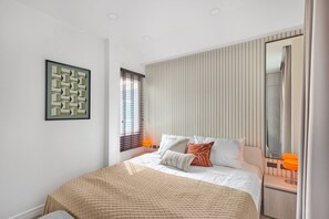 3 soverom, strykejern/-brett, wi-fi og sengetøy