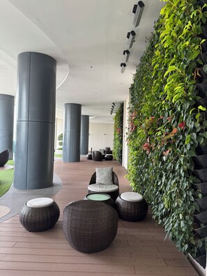 Khuôn viên nơi lưu trú