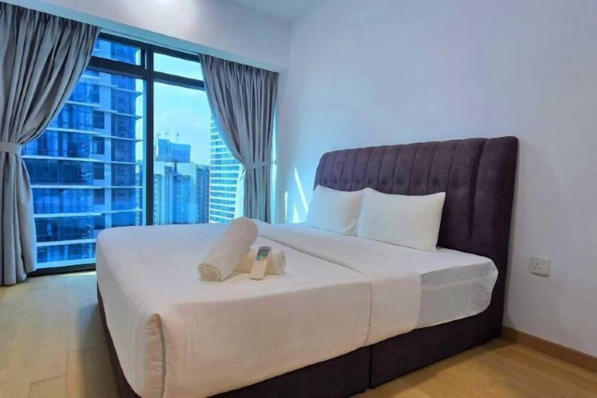 Hypo-allergenic bedding, soundproofing, free WiFi