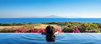 Villa Belle Galante with 180° sea view and infinity pool, 5 AC bedrooms